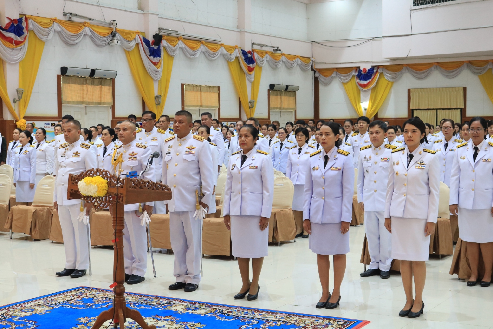 พิธีถวายราชสักการะและวางพานพุ่มดอกไม้สด เพื่อน้อมรำลึกในพระมหากรุณาธิคุณ พระบาทสมเด็จพระบรมชนกาธิเบศร มหาภูมิพลอดุลยเดชมหาราช บรมนาถบพิตร “พระบิดาแห่งฝนหลวง” ประจำปี 2567