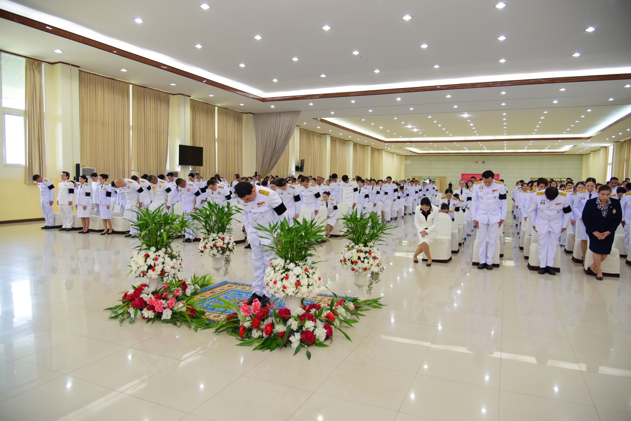 title - พิธีวันที่ระลึกคล้ายวันสวรรคต พระบาทสมเด็จพระปรเมนทรมหาอาฉันทมหิดล พระอัฐมรามาธิบดินทร