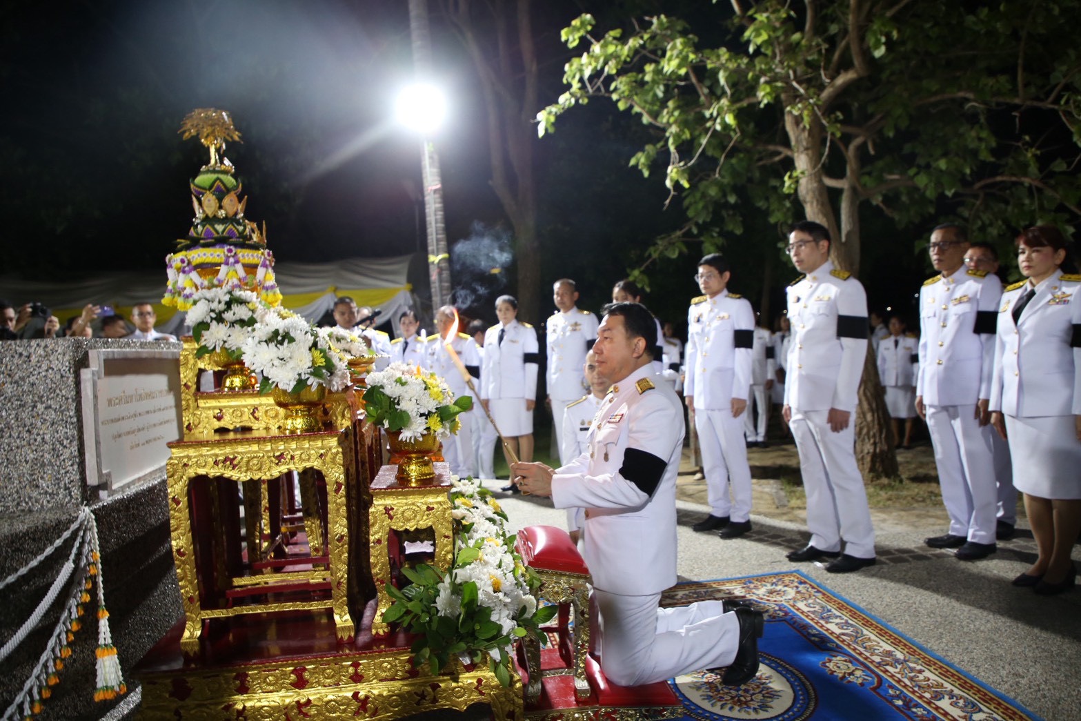 title - พิธีเชิญพุ่มดอกบัวประดิษฐ์พระราชทานถวายสักการะ “พระศรีมหาโพธิทศมราชบพิตร” เนื่องในวันวิสาขบูชา ประจำปี 2569 