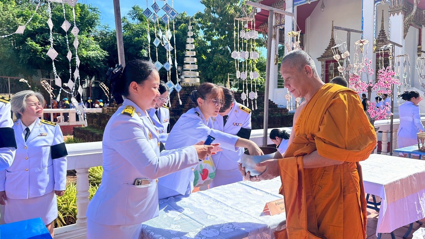 title - สำนักงานการปฏิรูปที่ดินจังหวัดเพชรบูรณ์ ร่วมพิธีบำเพ็ญกุศลปัณรสมวาร ถวายเป็นพระราชกุศลแด่สมเด็จพระเจ้าลูกเธอ สัตตมวารเจ้าฟ้าพัชรกิติยาภานเรนทิราเทพยวดี กรมหลวงราชสาริณีสิริพัชร มหาวัชรราชธิดา 