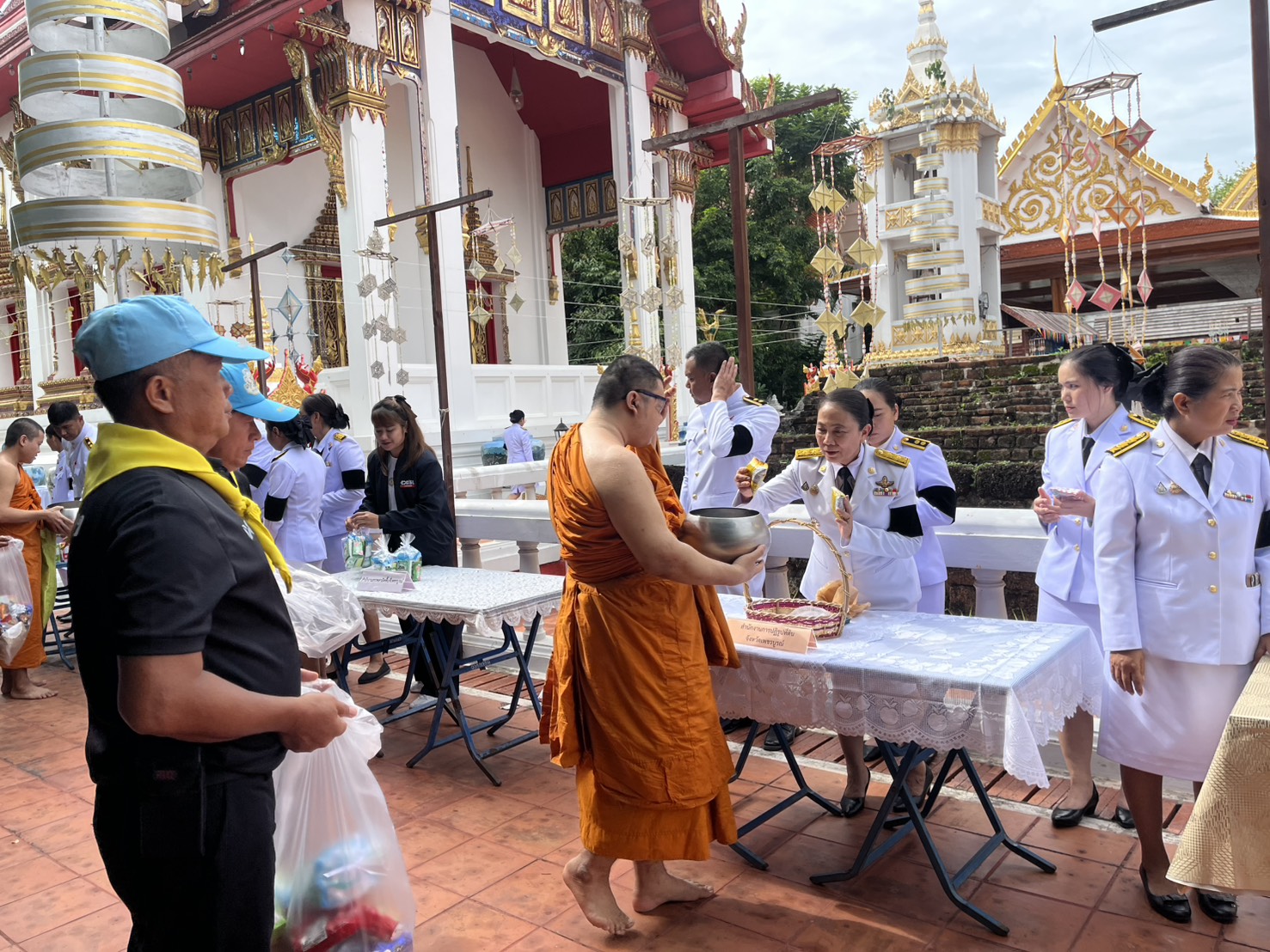 title - สำนักงานการปฏิรูปที่ดินจังหวัดเพชรบูรณ์เข้าร่วม พิธีบำเพ็ญกุศลสัตตมวาร ถวายเป็นพระราชกุศลแด่สมเด็จพระเจ้าลูกเธอ เจ้าฟ้าพัชรกิติยาภา นเรนทิราเทพยวดี กรมหลวงราชสาริณีสิริพัชร มหาวัชรราชธิดา 