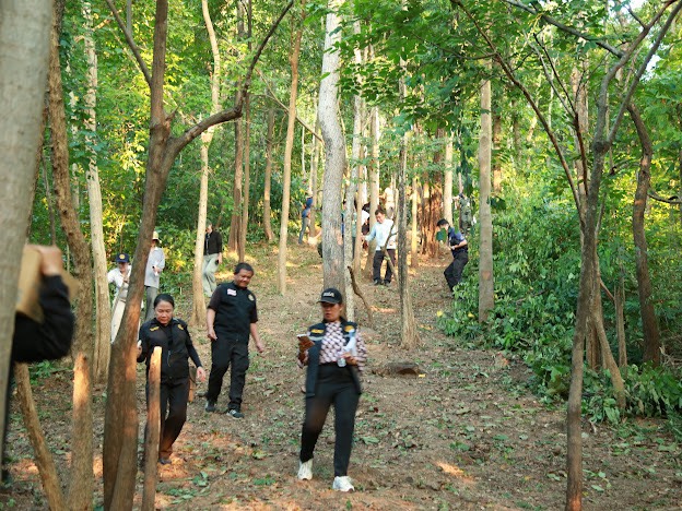 title - สำนักงานการปฏิรูปที่ดินจังหวัดเพชรบูรณ์ ลงพื้นที่เตรียมความพร้อมให้การต้อนรับเจ้าคุณพระสินีนาถ พิลาสกัลยาณี มีความประสงค์ที่จะเดินทางไปปฏิบัติภารกิจ ณ วัดป่าซับคำกอง ตำบลเพชรละคร อำเภอหนองไผ่ 