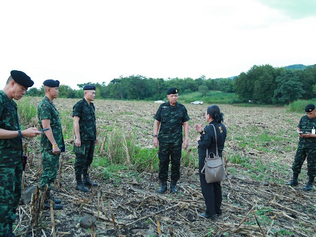 title - สำนักงานการปฏิรูปที่ดินจังหวัดเพชรบูรณ์ ลงพื้นที่เตรียมความพร้อมให้การต้อนรับเจ้าคุณพระสินีนาถ พิลาสกัลยาณี มีความประสงค์ที่จะเดินทางไปปฏิบัติภารกิจ ณ วัดป่าซับคำกอง ตำบลเพชรละคร อำเภอหนองไผ่ 