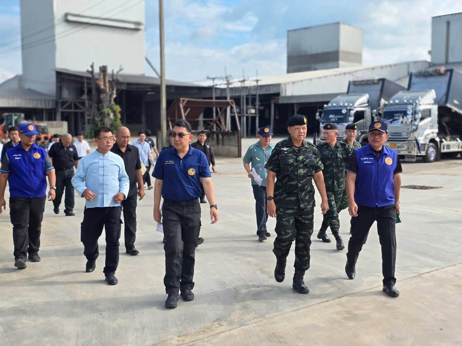 title - สำนักงานการปฏิรูปที่ดินจังหวัดเพชรบูรณ์ ลงพื้นที่เตรียมความพร้อมให้การต้อนรับเจ้าคุณพระสินีนาถ พิลาสกัลยาณี มีความประสงค์ที่จะเดินทางไปปฏิบัติภารกิจ ณ วัดป่าซับคำกอง ตำบลเพชรละคร อำเภอหนองไผ่ 