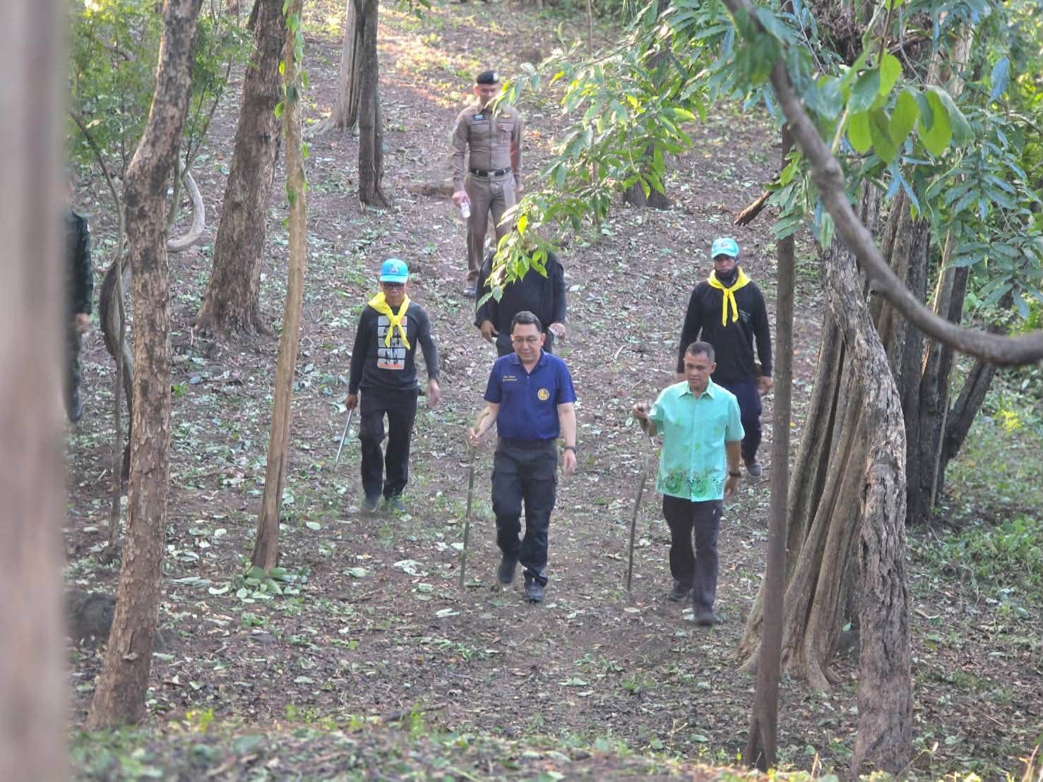 title - สำนักงานการปฏิรูปที่ดินจังหวัดเพชรบูรณ์ ลงพื้นที่เตรียมความพร้อมให้การต้อนรับเจ้าคุณพระสินีนาถ พิลาสกัลยาณี มีความประสงค์ที่จะเดินทางไปปฏิบัติภารกิจ ณ วัดป่าซับคำกอง ตำบลเพชรละคร อำเภอหนองไผ่ 