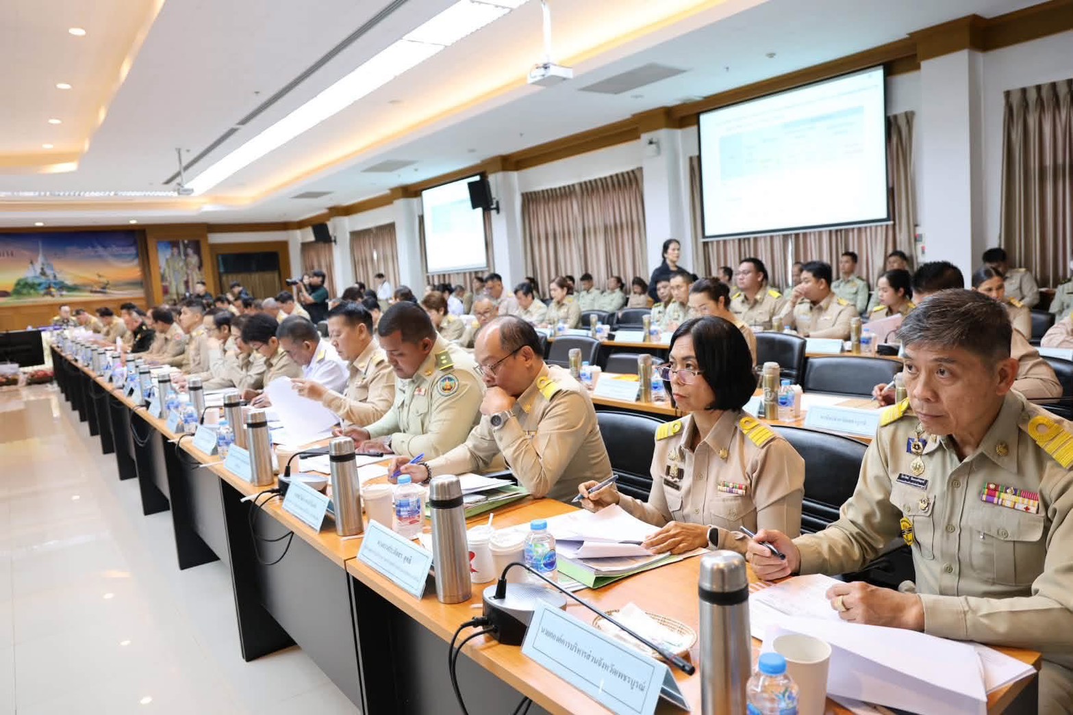 title - สำนักงานการปฏิรูปที่ดินจังหวัดเพชรบูรณ์ เข้าร่วมประชุมติดตามและขับเคลื่อนโครงการอันเนื่องมาจากพระราชดำริในพื้นที่ภาคเหนือและจังหวัดเพชรบูรณ์ 