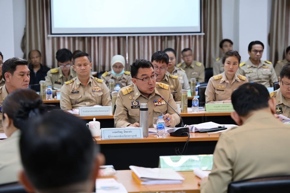 title - สำนักงานการปฏิรูปที่ดินจังหวัดเพชรบูรณ์ เข้าร่วมประชุมติดตามและขับเคลื่อนโครงการอันเนื่องมาจากพระราชดำริในพื้นที่ภาคเหนือและจังหวัดเพชรบูรณ์ 