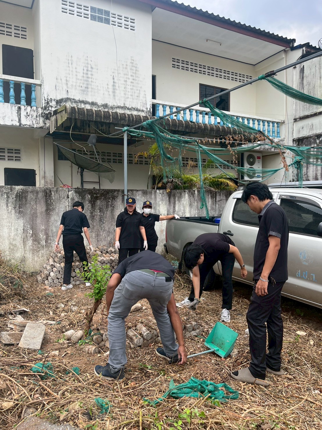 title - ส.ป.ก.พังงา จัดกิจกรรม Big Cleaning Day รวมพลังแห่งความดีเพื่อถวายเป็นพระราชกุศล  สมเด็จพระนางเจ้าสิริกิติ์พระบรมราชินีนาถ พระบรมราชชนนีพันปีหลวง 