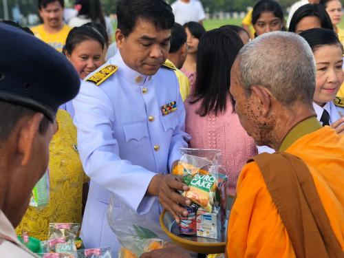 นายปัญญา สุ้นกี้ ปฏิรูปที่ดินจังหวัดพัทลุง และเจ้าหน้าที่ ส.ป.ก.พัทลุง ร่วมกิจกรรมเนื่องในวันเฉลิมพระชนมพรรษา พระบาทสมเด็จพระปรมินทรมหาภูมิพลอดุลยเดช บรมนาถบพิตร วันชาติ และวันพ่อแห่งชาติ พุทธศักราช 2561 ในวันที่พุธที่ 5 ธันวาคม 2561 ณ ศาลากลางจังหวัด