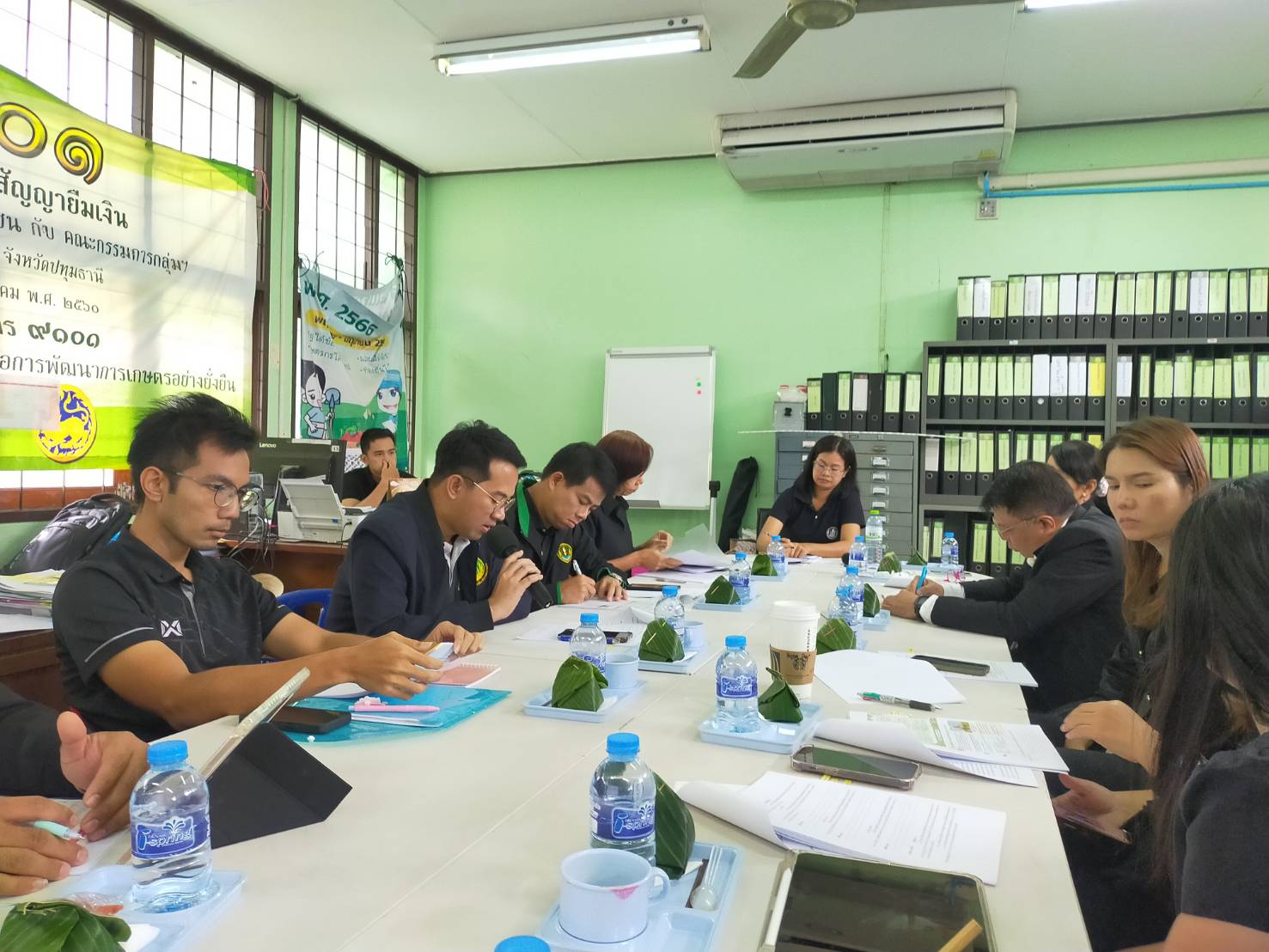 ประชุมคณะทำงานขับเคลื่อนงานด้านการเกษตรอำเภอคลองหลวง