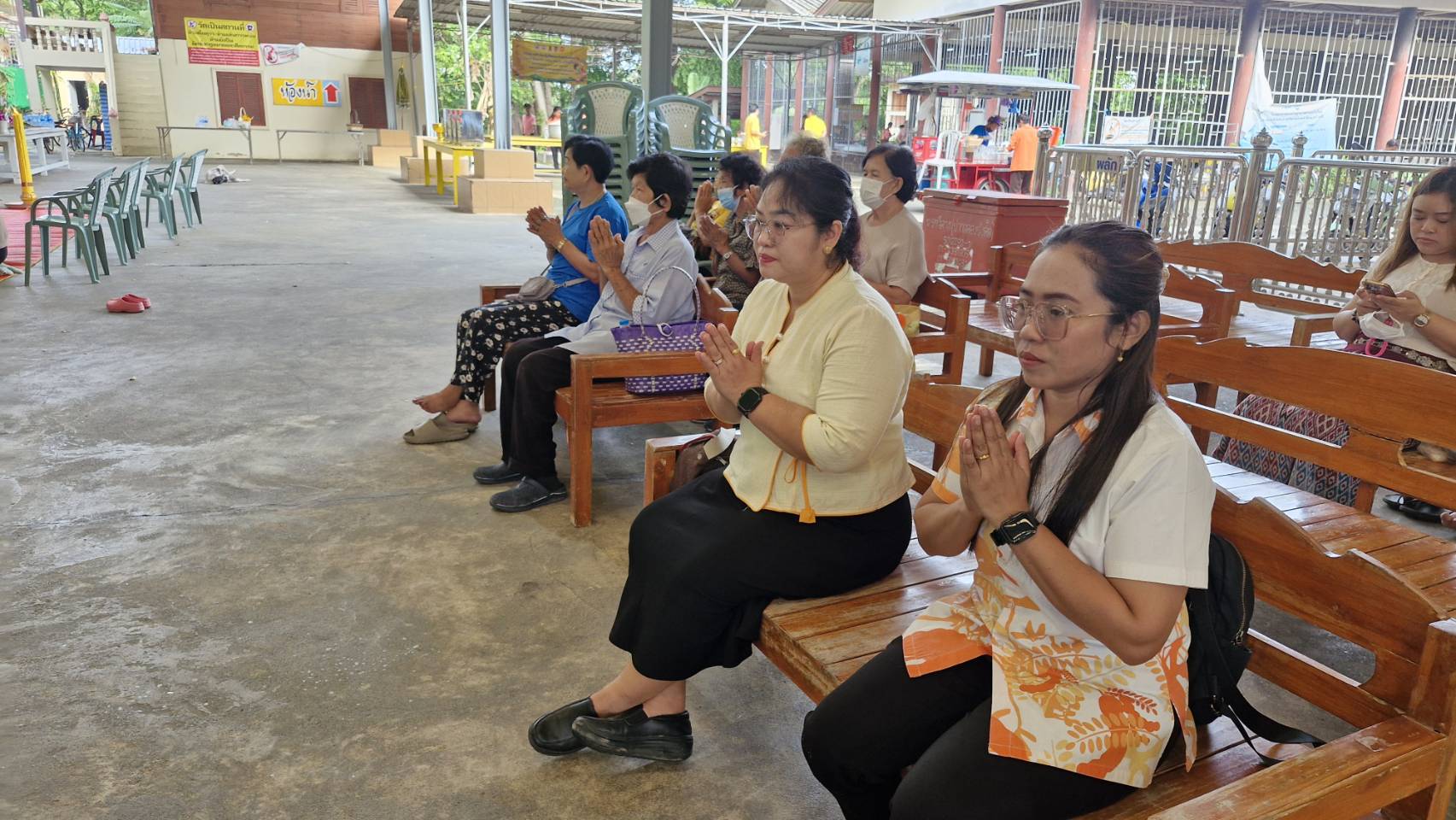 ส.ป.ก.ปทุมธานี  เข้าร่วมกิจกรรมทำบุญวันธรรมสวนะเฉลิมพระเกียรติสมเด็จพระเจ้าน้องนางเธอ เจ้าฟ้าจุฬาภรณวลัยลักษณ์ อัครราชกุมารี กรมพระศรีสวางควัฒน วรขัตติยราชนารี เนื่องในโอกาสวันคล้ายวันประสูติ 4 กรกฎาคม