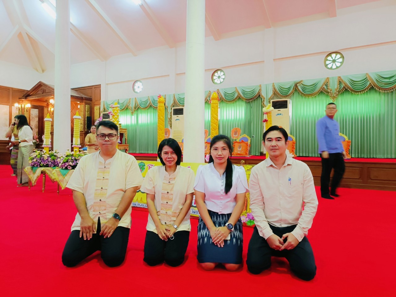 ส.ป.ก.ปทุมธานี เข้าร่วมกิจกรรมถวายเทียนพรรษา เนื่องในเทศกาลวันอาสาฬหบูชาและวันเข้าพรรษา พุทธศักราช 2567