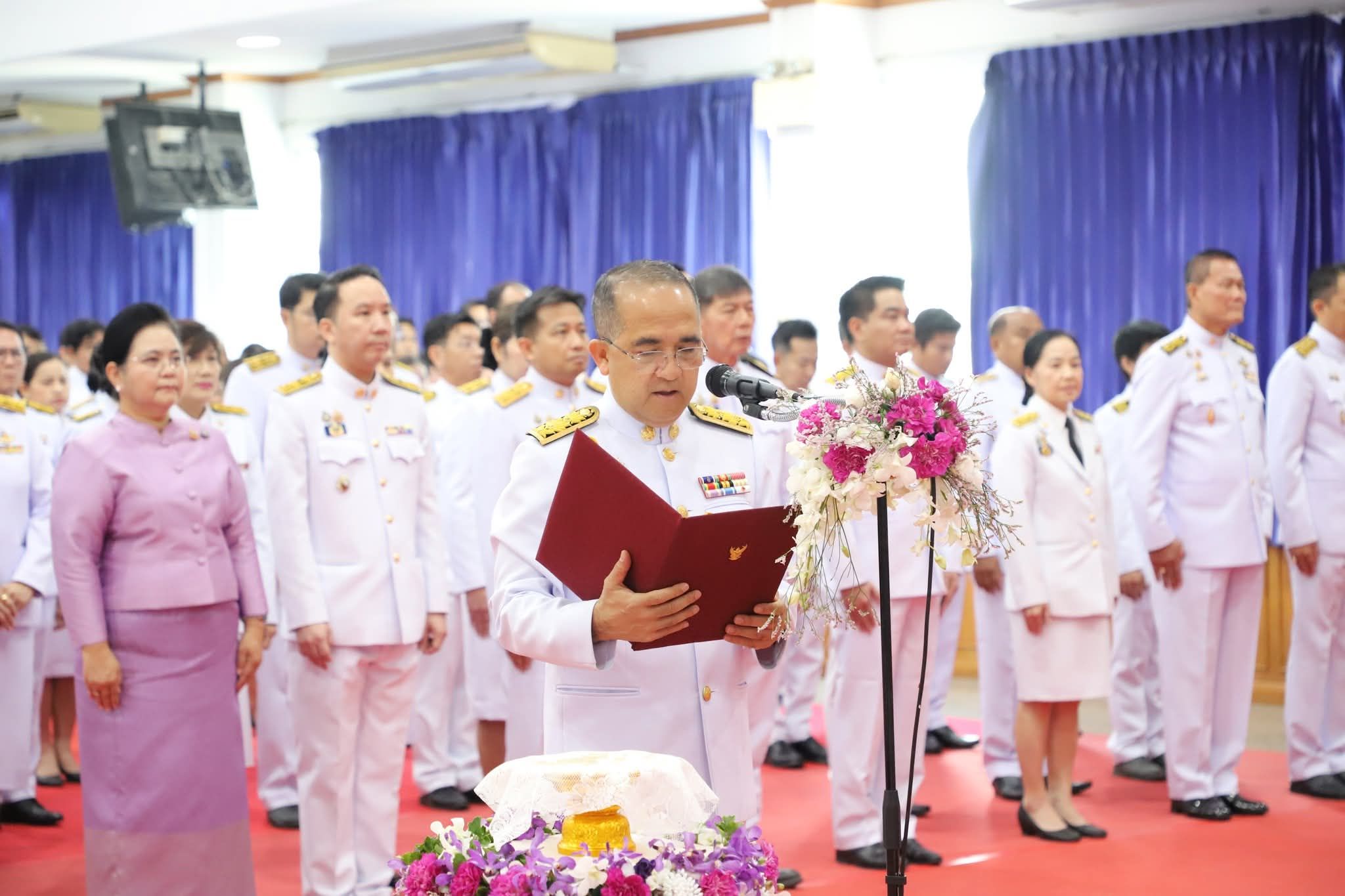 ปฏิรูปที่ดินจังหวัดปทุมธานี มอบหมายเจ้าหน้าที่ ส.ป.ก.ปทุมธานี ร่วมพิธีวันคล้ายวันประสูติพระเจ้าวรวงศ์เธอ พระองค์เจ้าโสมสวลี กรมหมื่นสุทธนารีนาถ