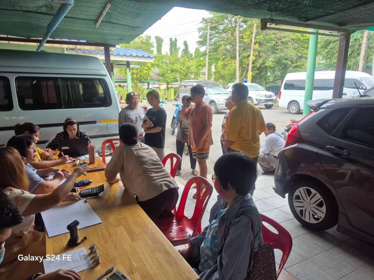 สำนักงานการปฏิรูปที่ดินจังหวัดปทุมธานี (ส.ป.ก.ปทุมธานี) จัดกิจกรรมศูนย์บริการประชาชนเคลื่อนที่ ประจำปีงบประมาณ 2568 (Mobile unit) 