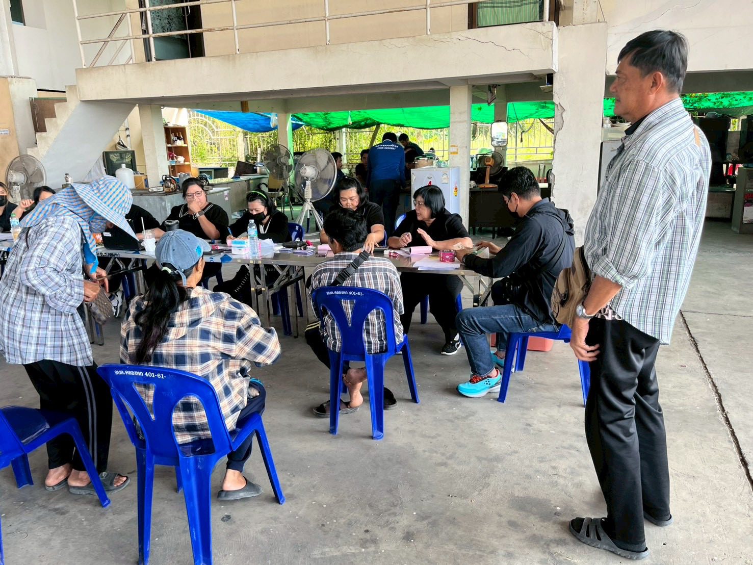 ส.ป.ก.ปทุมธานี ออกศูนย์บริการประชาชนเคลื่อนที่ (Mobile unit) รอบที่ 1 ครั้งที่ 1/2569 (วันที่ 3) ประจำปีงบประมาณ 2569 