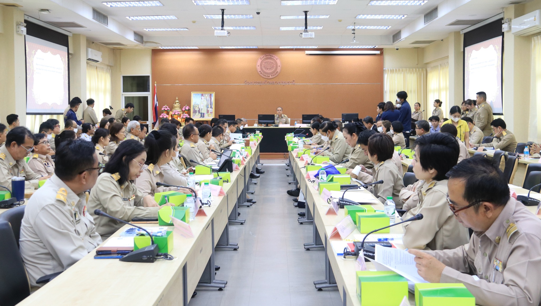 ส.ป.ก.ปทุมธานี เข้าร่วมประชุมคณะกรมการจังหวัดปทุมธานีและหัวหน้าส่วนราชการฯ จังหวัดปทุมธานี ประจำเดือนพฤษภาคม 2568 ครั้งที่ 5/2568