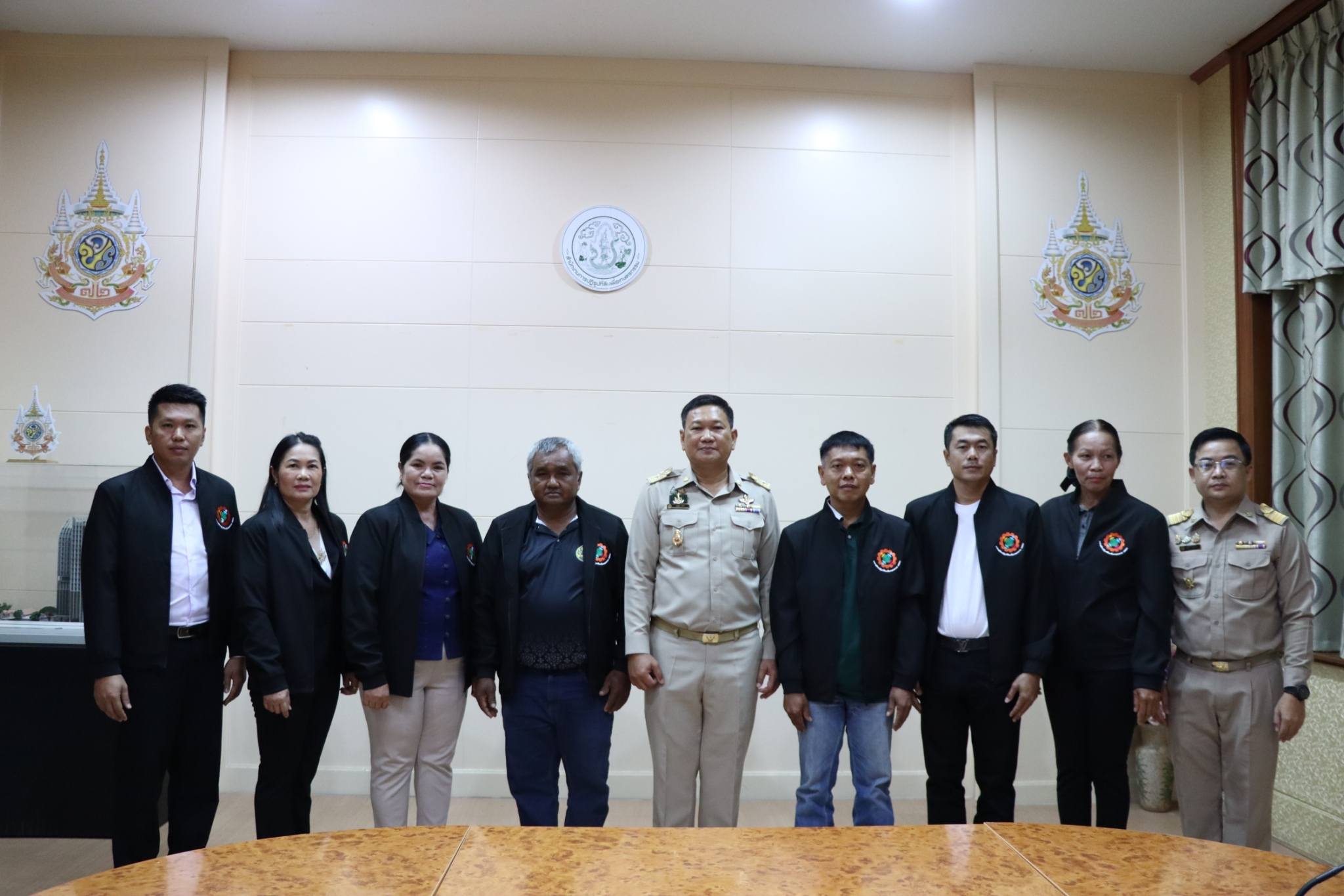 title - นำ อสปก.ดีเด่นจังหวัดปทุมธานี 