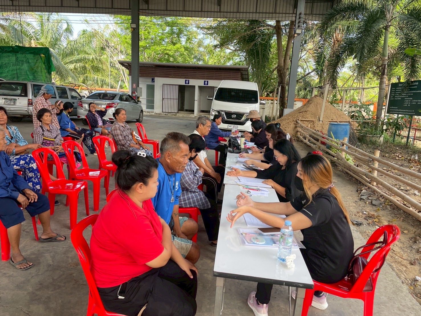 title - ส.ป.ก.ปทุมธานี ออกศูนย์บริการประชาชนเคลื่อนที่ (Mobile unit) ประจำปีงบประมาณ 2569 รอบที่ 3 (วันที่ 3) ณ อบต.บึงชำอ้อ ￼￼อำเภอหนองเสือ จังหวัดปทุมธานี