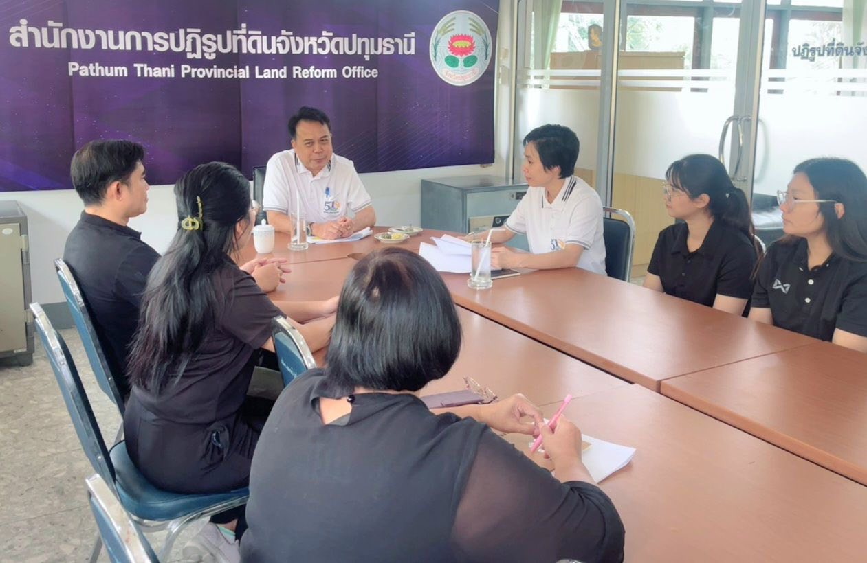 title - นายกฤษณะ ดีปาละ รองเลขาธิการ ส.ป.ก. ตรวจเยี่ยม ส.ป.ก.ปทุมธานี โดยมี นางสาวฐิติมา วัฒนจัง ปฏิรูปที่ดินจังหวัดปทุมธานี ข้าราชกการ และเจ้าหน้าที่ ส.ป.ก.ปทุมธานี ให้การต้อนรับ ได้รับฟังปัญหา อุปสรรค และผลการดำเนินงานของ ส.ป.ก.ปทุมธานี