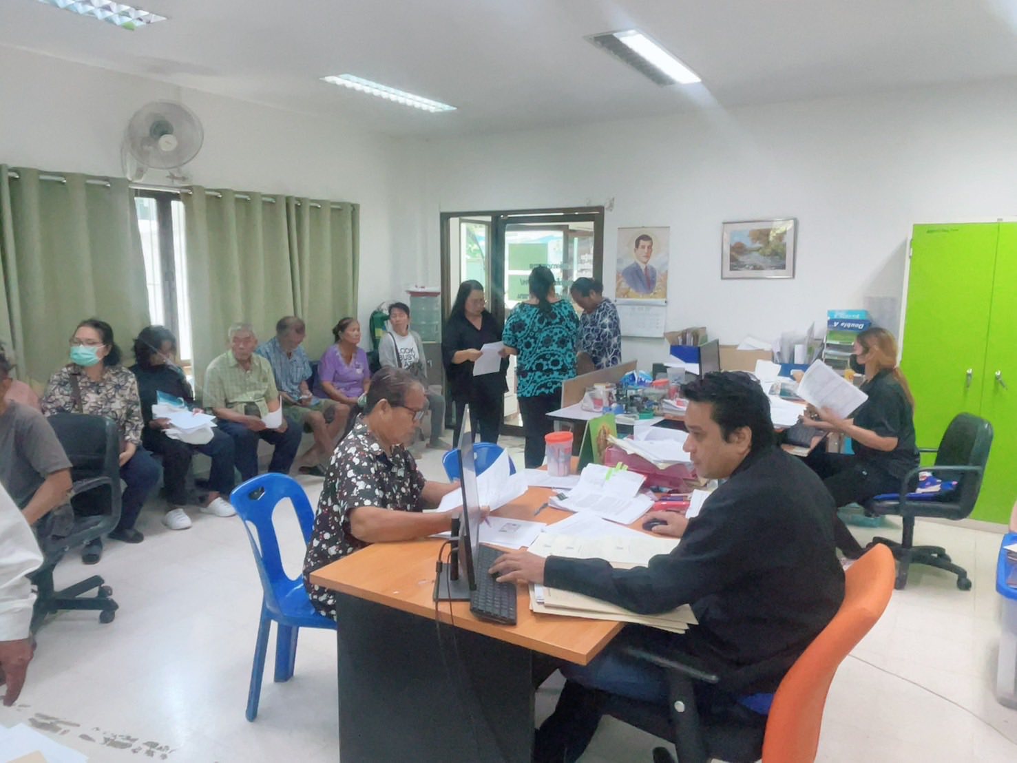 title - นางสาวฐิติมา วัฒนจัง ปฏิรูปที่ดินจังหวัดปทุมธานี ￼มอบสัญญาเช่า/เช่าซื้อที่ดินเพื่อเกษตรกรรม จากการโอนสิทธิมรดกสิทธิ จำนวน 14 สัญญา