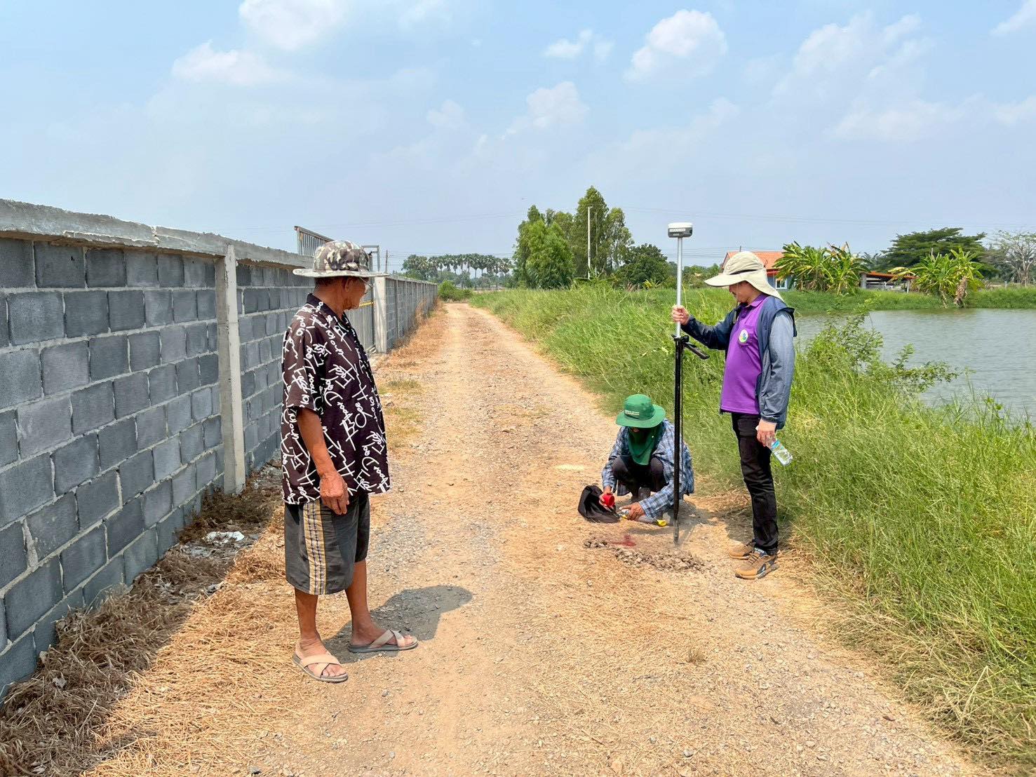 title -  ลงพื้นที่ตรวจสอบแปลงที่ดินตามคำขอรับอนุญาตการจัดที่ดินหรืออสังหาริมทรัพย์เพื่อใช้สำหรับกิจการที่เป็นการสนับสนุน