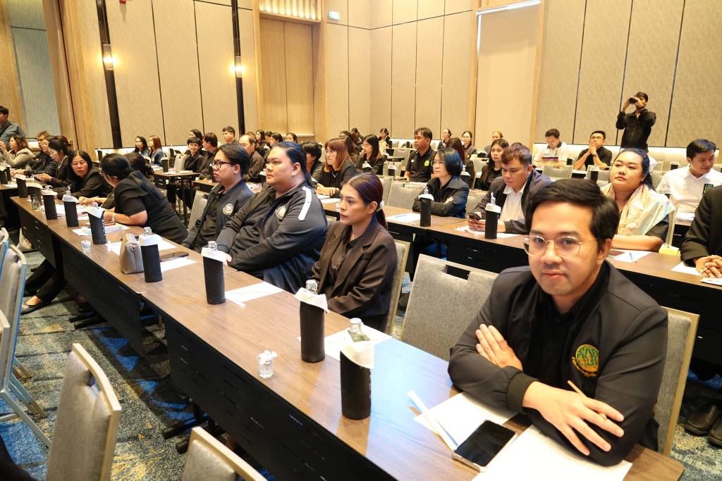 title - เข้าร่วมอบรมสัมมนาตามโครงการยกระดับคะแนนการประเมินคุณธรรมและความโปร่งใสในการดำเนินงานของหน่วยงานภาครัฐ (ITA) ประจำปีงบประมาณ พ.ศ . 2529 จังหวัดปทุมธานี ณ ห้องธัญบุรีบอลรูม โรงแรมโนโวเทล ฟิวเจอร์พาร์ครังสิต