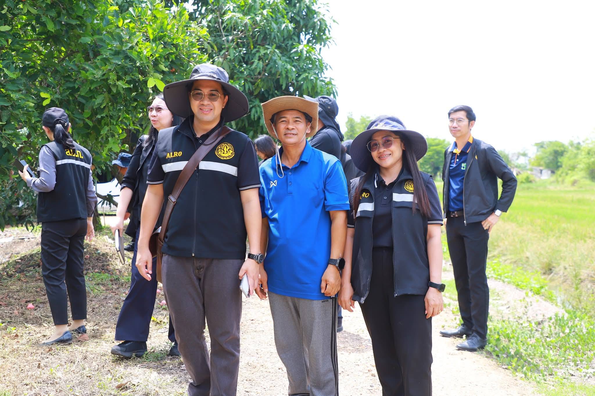 title - ลงพื้นที่แปลงเกษตรกรรมในเขตปฏิรูปที่ดินจังหวัดปทุมธานี ในการต้อนรับ 