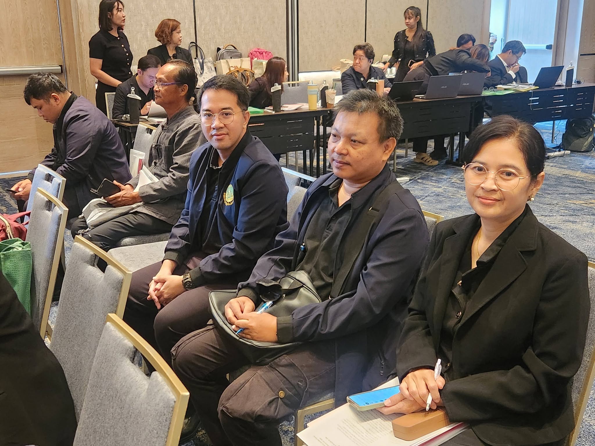 title - เข้าร่วมประชุมเชิงปฏิบัติการจัดทำเป้าหมายการพัฒนาจังหวัดปทุมธานี 20 ปี ฉบับปรับปรุง แผนพัฒนาจังหวัดปทุมธานี พ.ศ 2571 - 2575 และแผนปฏิบัติราชการประจำปีงบประมาณ พ.ศ 2571