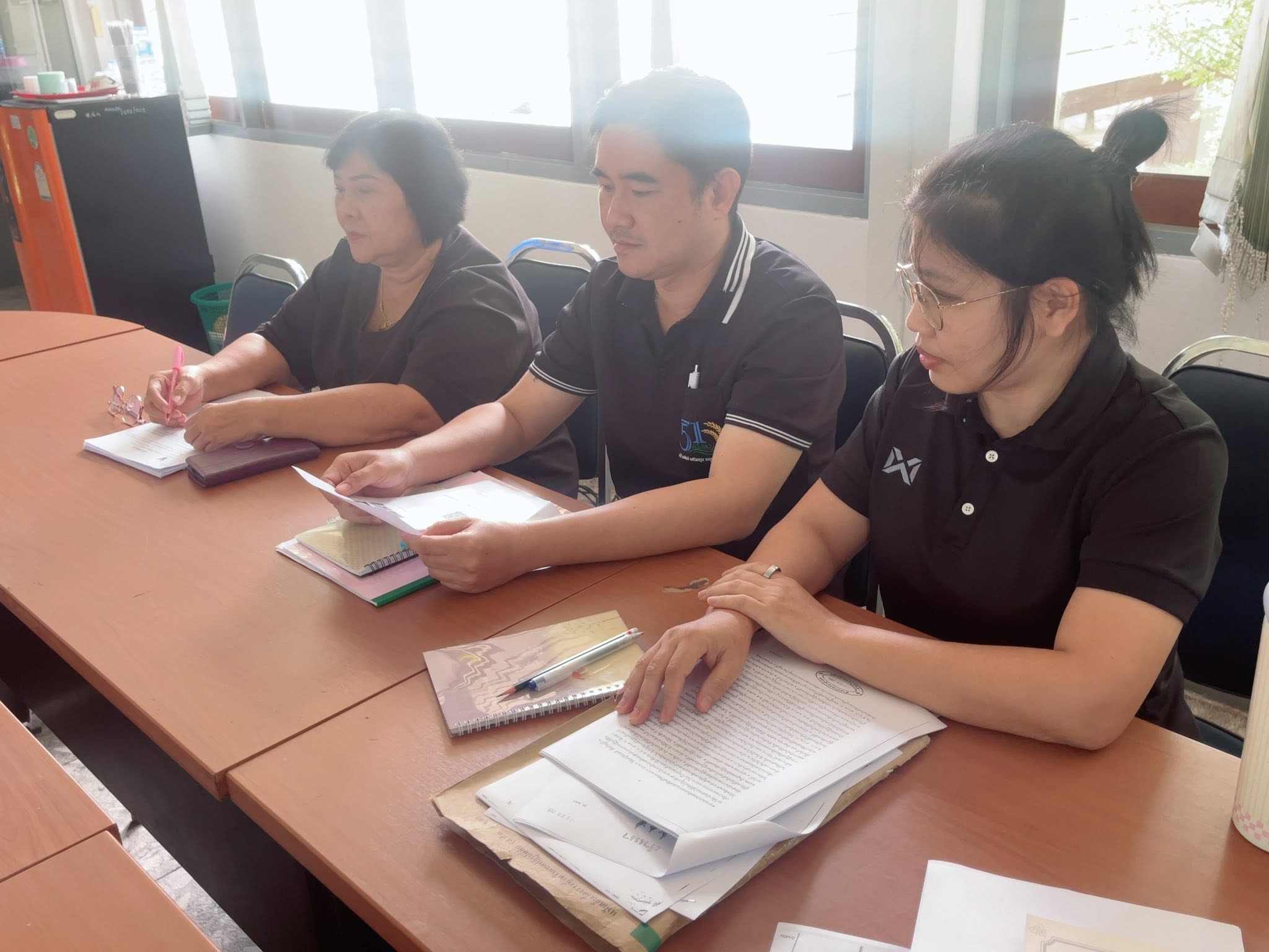 title - เข้าร่วมประชุมคณะกรรมการปฏิรูปที่ดินเพื่อเกษตรกรรม (คปก.) ครั้งที่ 2/2569 ผ่านระบบ zoom meeting ณห้องประชุมเล็ก ส.ป.ก.ปทุมธานี