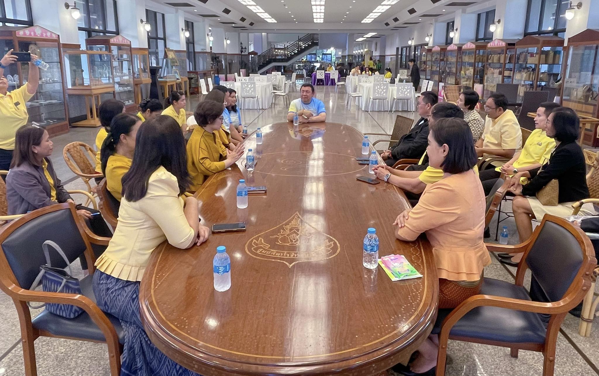 ปฏิรูปที่ดินจังหวัดปทุมธานี ประชุมหารือเรื่องแนวทางการจัดงานเพื่อโปรโมท ศูนย์ส่งเสริมและพัฒนาอาชีพเสริมนอกภาคการเกษตร