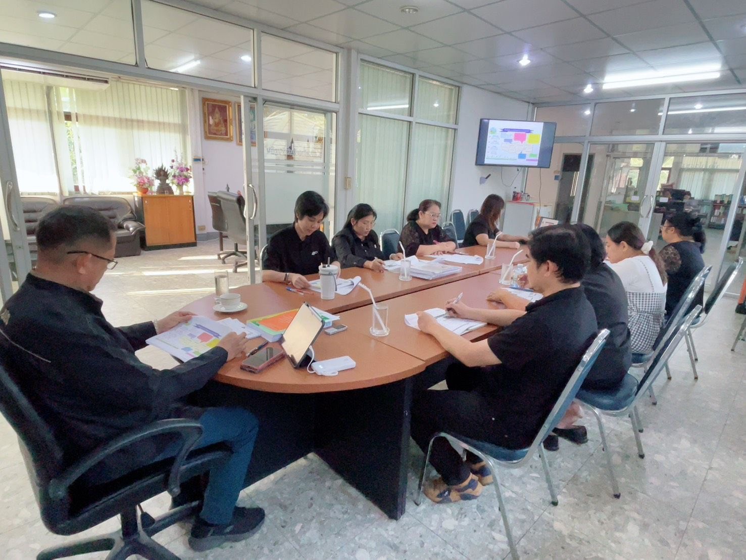 title - สำนักงานการปฏิรูปที่ดินเพื่อเกษตรกรรม (ส.ป.ก.) ประชุมตรวจติดตามความก้าวหน้าผลการดำเนินงานตามแผนการตรวจราชการ ประจำปีงบประมาณ พ.ศ. 2569 รอบที่ 1 เขตตรวจราชการที่ 2 ของสำนักงานการปฏิรูปที่ดินจังหวัดปทุมธานี