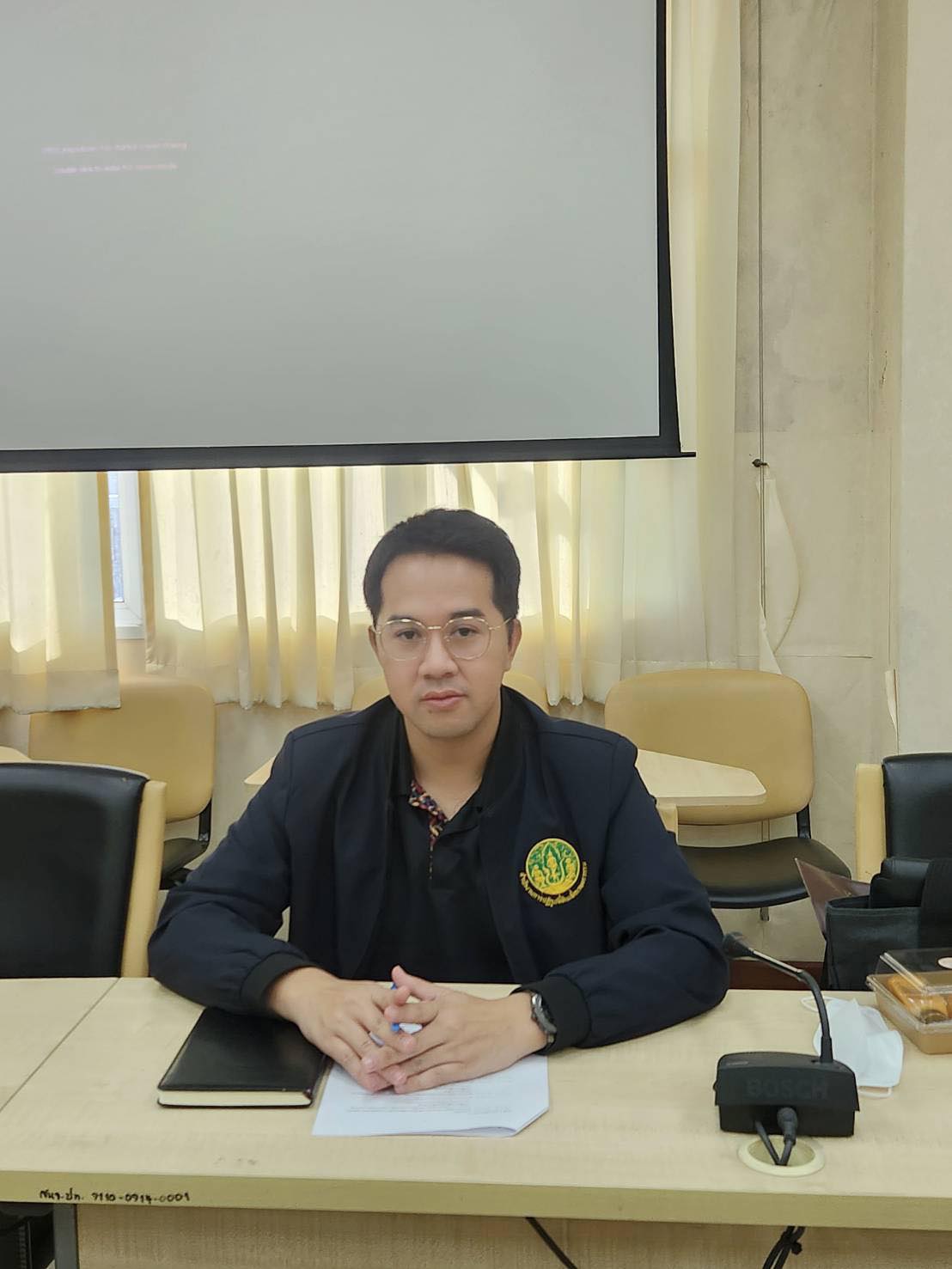 title - เข้าร่วมอบรมเชิงปฏิบัติการ เรื่อง แนวทางการจัดทำรายงานผลการดำเนินการพัฒนาองค์กร (Application Report) รางวัล คุณภาพการบริหารจัดการภาครัฐ รายหมวด ณ ห้องประชุมบัวหลวงปทุมธานี ชั้น 5 ศาลากลางจังหวัดปทุมธานี