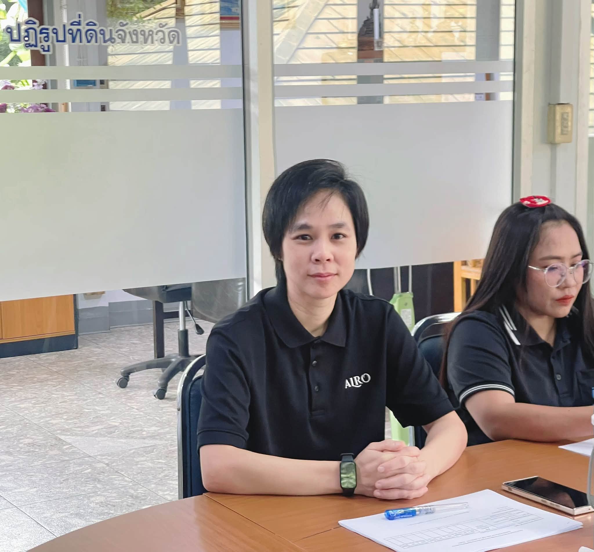 title - ประชุมตรวจติดตามความก้าวหน้าผลการดำเนินงานตามแผนการตรวจราชการของ ส.ป.ก. ประจำปีงบประมาณ พ.ศ. 2569 รอบที่ 2 เขตตรวจราชการที่ 2 ของสำนักงานการปฏิรูปที่ดินจังหวัดปทุมธานี พร้อมทั้งรายงานผลการดำเนินงาน และปัญหาอุปสรรค  ณ ห้องประชุม ส.ป.ก.ปทุมธานี