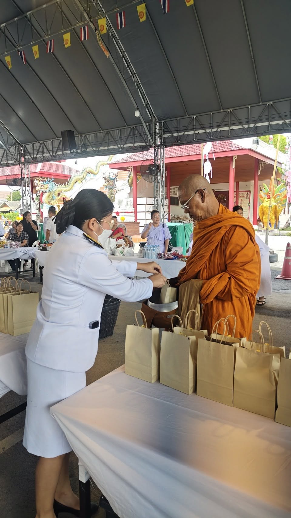 title -  ร่วมพิธีทำบุญตักบาตรและบำเพ็ญกุศลปัญญาสมวาร 50 วัน แห่งการสิ้นพระชนม์ ถวายเป็นพระกุศลแด่ สมเด็จพระเจ้าลูกเธอ เจ้าฟ้าพัชรกิติยาภา นเรนทิราเทพยวดี กรมหลวงราชสาริณีสิริพัชร มหาวัชรราชธิดา