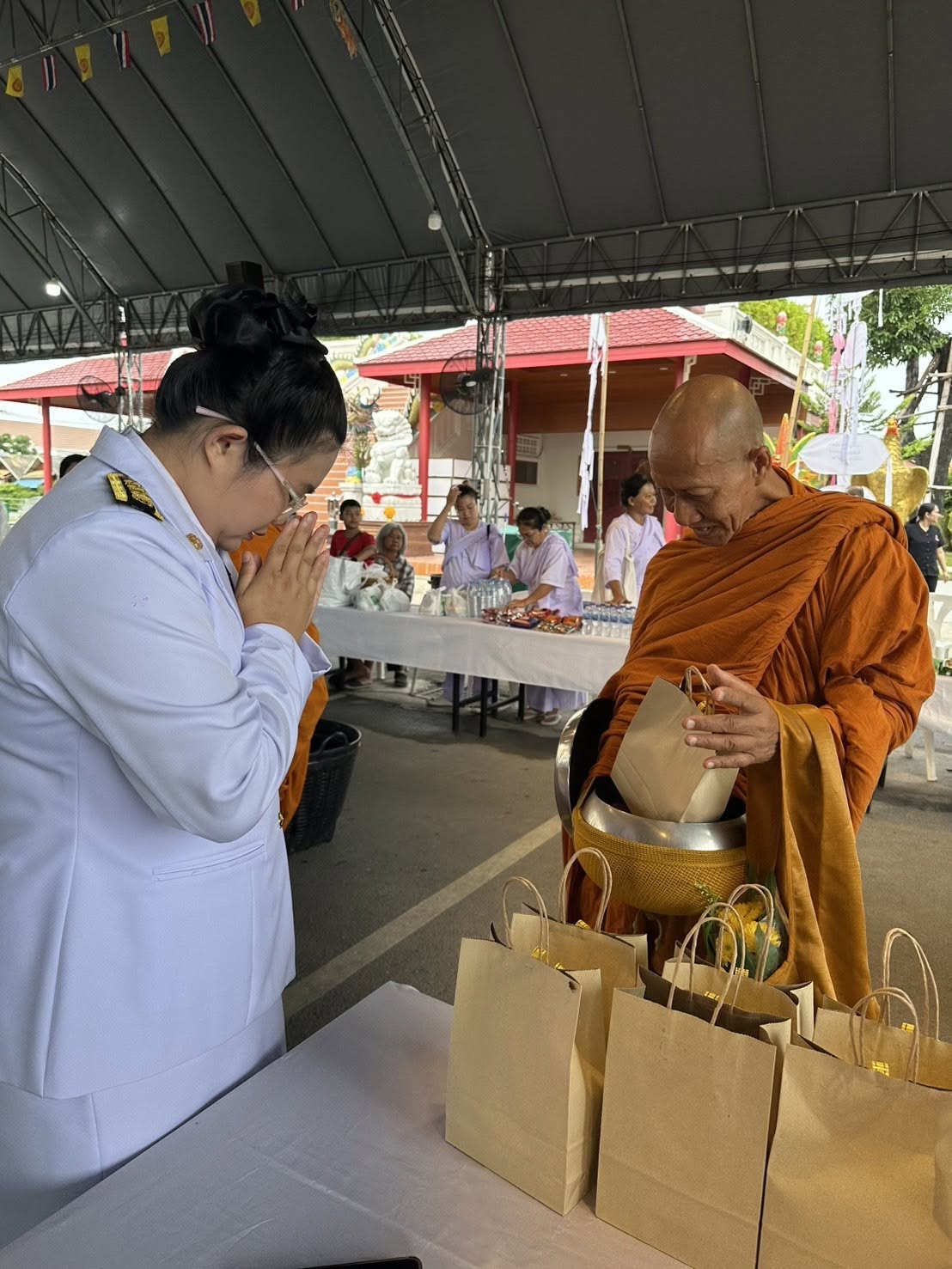 title -  ร่วมพิธีทำบุญตักบาตรและบำเพ็ญกุศลปัญญาสมวาร 50 วัน แห่งการสิ้นพระชนม์ ถวายเป็นพระกุศลแด่ สมเด็จพระเจ้าลูกเธอ เจ้าฟ้าพัชรกิติยาภา นเรนทิราเทพยวดี กรมหลวงราชสาริณีสิริพัชร มหาวัชรราชธิดา