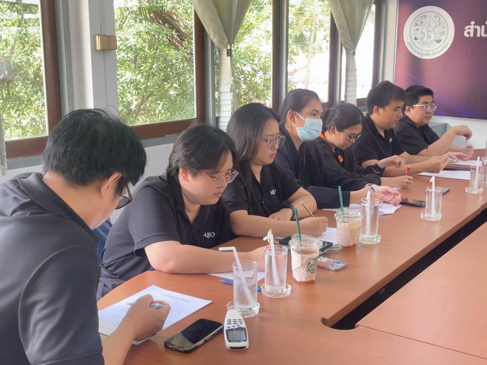title - ลงพื้นที่ร่วมกับเจ้าหน้าที่กองทุนฯ ส.ป.ก. ส่วนกลาง สัมภาษณ์และเก็บข้อมูล พร้อมทั้งสนทนากลุ่ม (Focus Group Discussion: FGD)  และร่วมประชุมหารือแนวทางการเพิ่มประสิทธิภาพการจัดเก็บค่าเช่าที่ดิน/ค่าเช่าซื้อที่ดิน ความสามารถในการชำระหนี้ค่าเช่าที่ดิน/ค่าเช่าซื้อที่ดิน ของเกษตรกรในเขตปฏิรูปที่ดิน