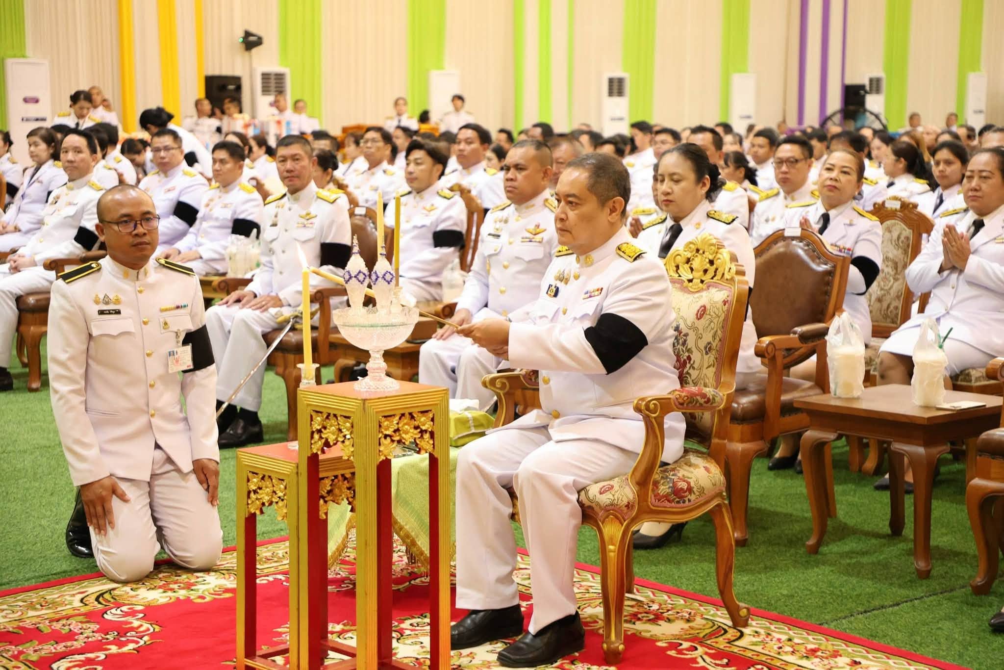 title - เข้าร่วมพิธีทำบุญตักบาตรและบำเพ็ญกุศลทักษิณานุประทาน สตมวาร (100 วัน) อุทิศถวายเป็นพระกุศลแด่ สมเด็จพระเจ้าลูกเธอ เจ้าฟ้าพัชรกิติยาภา นเรนทิราเทพยวดี กรมหลวงราชสาริณีสิริพัชร มหาวัชรราชธิดา
