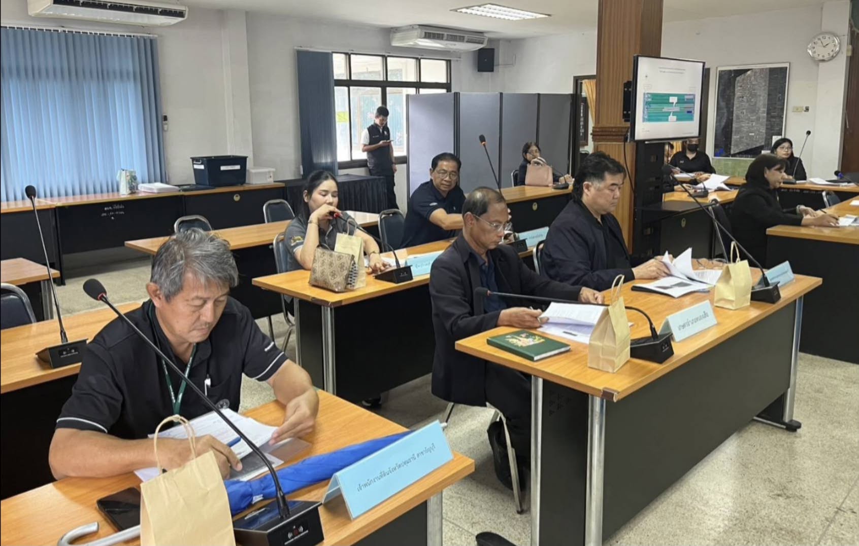 title - จัดประชุมคณะกรรมการตรวจสอบและประเมินค่าเสียหายในการประกอบกิจการที่มิได้เกี่ยวข้องกับการปฏิรูปที่ดินเพื่อเกษตรกรรม ครั้งที่ 1/2569