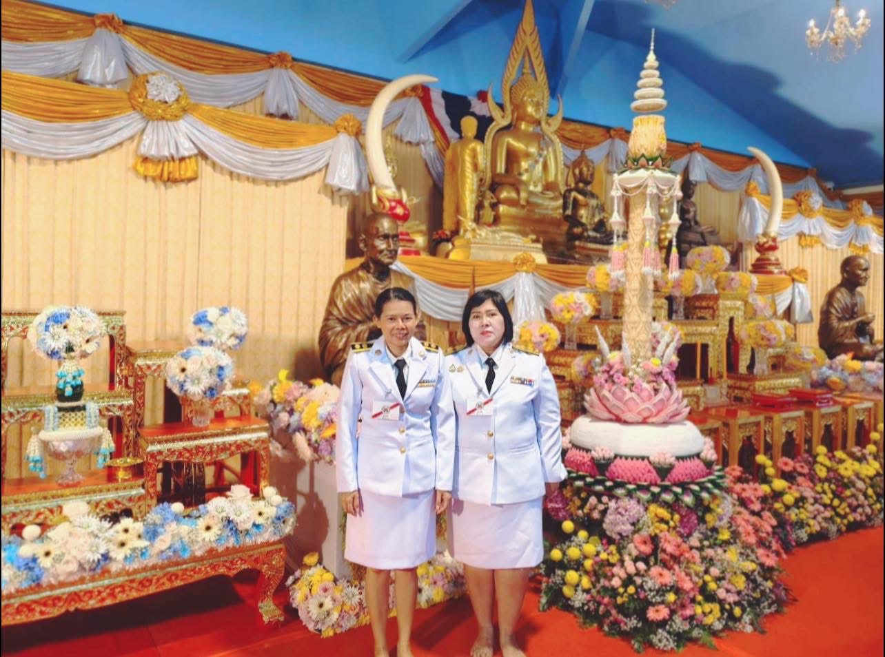 พระบาทสมเด็จพระเจ้าอยู่หัว ทรงพระกรุณาโปรดเกล้าโปรดกระหม่อมให้พลอากาศเอก ปรัชญา พรหมบุรมย์ เป็นผู้แทนพระองค์ ในการถวายเทียนพรรษา และเครื่องสังฆทาพระราชทาน