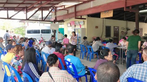 ส.ป.ก.ปทุมธานี ออกให้บริการเคลื่อนที่ (Mobile Unit) เก็บภาษี/ค่าเช่า ตรวจสอบการใช้ประโยชน์ที่ดิน ให้คำปรึกษาด้านกฏหมายและการรังวัดแบ่งเขต ครั้งที่ 7