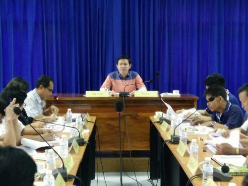 ประชุมคณะอนุกรรมการกลั่นกรองการใช้ประโยชน์ในที่ดินตำบลแม่ปืม