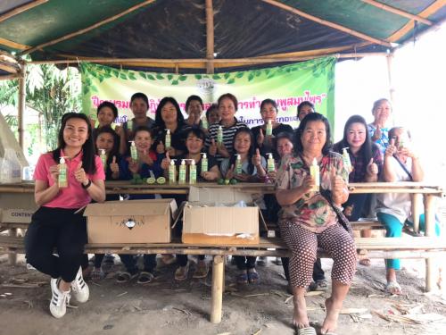 ส.ป.ก.พะเยา ดำเนินการจัดฝึกอบรมเชิงปฏิบัติการหลักสูตร “การทำแชมพูสมุนไพร” 