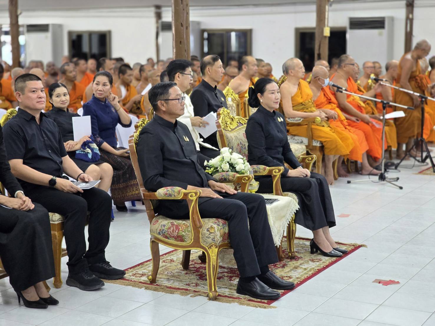 ส.ป.ก.เพชรบุรี เข้าร่วมพิธีสวดพระพุทธมนต์และเจริญจิตตภาวนาอุทิศถวายแด่ สมเด็จพระนางเจ้าสิริกิติ์ พระบรมราชินีนาถ พระบรมราชชนนีพันปีหลวง
