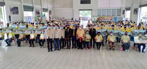 โครงการเพิ่มศักยภาพเกษตรกรเพื่อสร้างการรับรู้  เกี่ยวกับสิทธิ                               และหน้าที่ ของผู้ได้รับการจัดที่ดินในเขตปฏิรูปที่ดินจังหวัดเพชรบุรี 