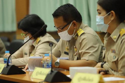 ปฏิรูปที่ดินจังหวัดเพชรบุรี ร่วมประชุมคณะอนุกรรมการอำนวยการ และคณะทำงานดำเนินงานถวายผ้าพระกฐินพระราชทาน ของสำนักงานการปฏิรูปที่ดินเพื่อเกษตรกรรม ประจำปี พ.ศ.2563 ครั้งที่ 1/2563 