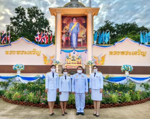 ส.ป.ก.เพชรบุรี ร่วมกิจกรรมเฉลิมพระเกียรติ เนื่องในโอกาสวันเฉลิมพระชนมพรรษาสมเด็จพระนางเจ้าสิริกิติ์ พระบรมราชินีนาถ พระบรมราชชนนีพันปีหลวง 12 สิงหาคม 2563