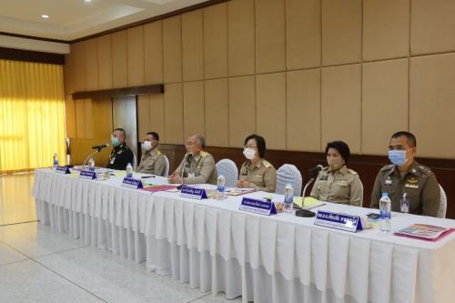 ประชุมคณะกรมการจังหวัด และหัวหน้าส่วนราชการจังหวัดเพชรบุรี ครั้งที่ 8/2563 ประจำเดือนสิงหาคม 2563