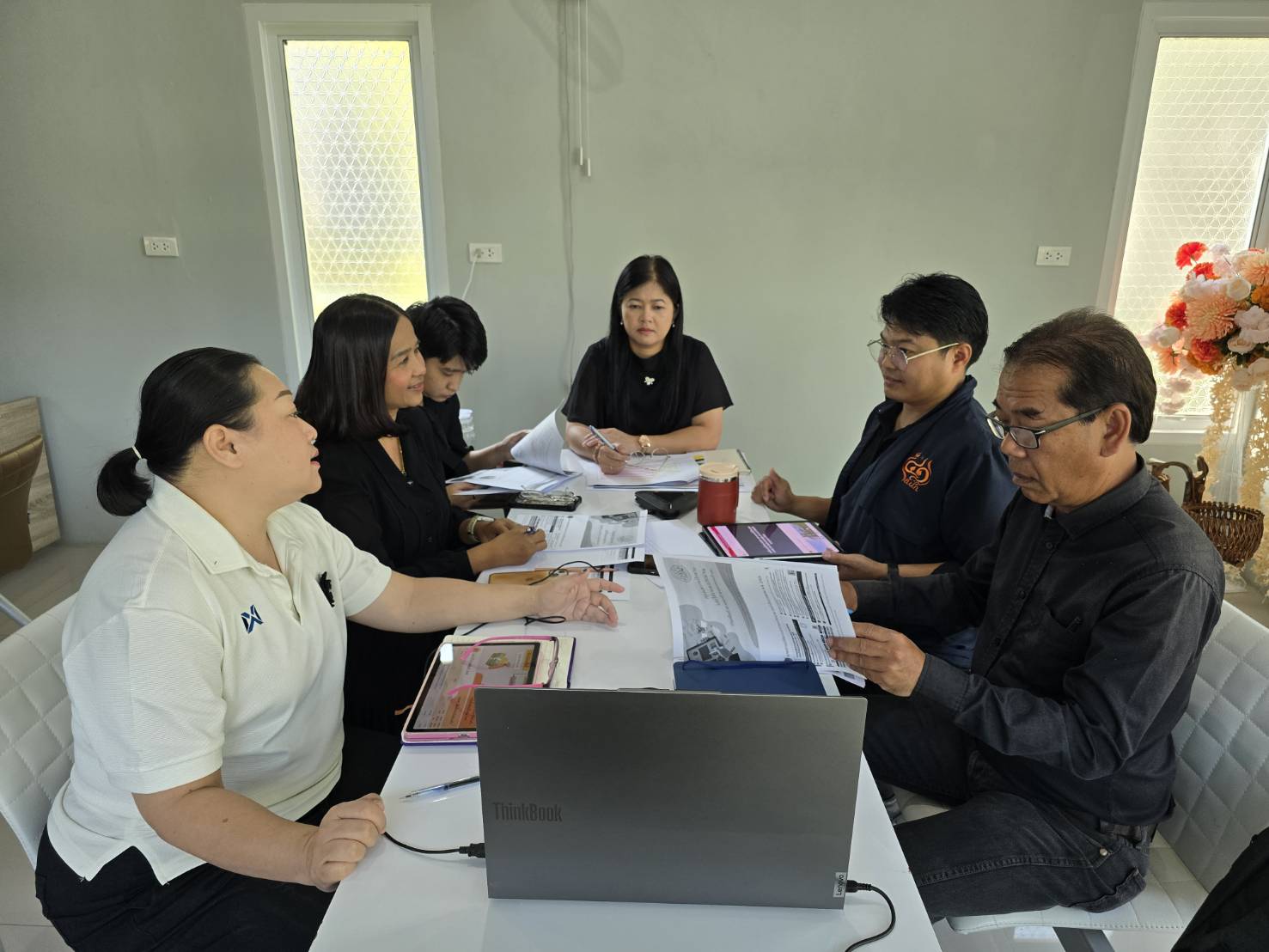 title - ส.ป.ก.เพชรบุรี พร้อมด้วยผู้อำนวยการกลุ่ม/ฝ่าย ร่วมประชุมคณะทำงานติดตามและเร่งรัดการใช้จ่ายเงินงบประมาณ ประจำปีงบประมาณ พ.ศ. 2569 ของสำนักงานการปฏิรูปที่ดินเพื่อเกษตรกรรม (ส.ป.ก.) ครั้งที่ 8/2568