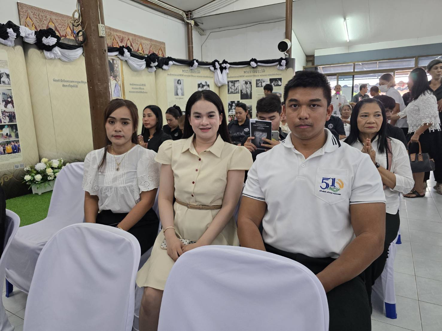 title - ส.ป.ก.เพชรบุรี เข้าร่วมพิธีสวดพระพุทธมนต์และเจริญจิตตภาวนาอุทิศถวายแด่ สมเด็จพระนางเจ้าสิริกิติ์ พระบรมราชินีนาถ พระบรมราชชนนีพันปีหลวง