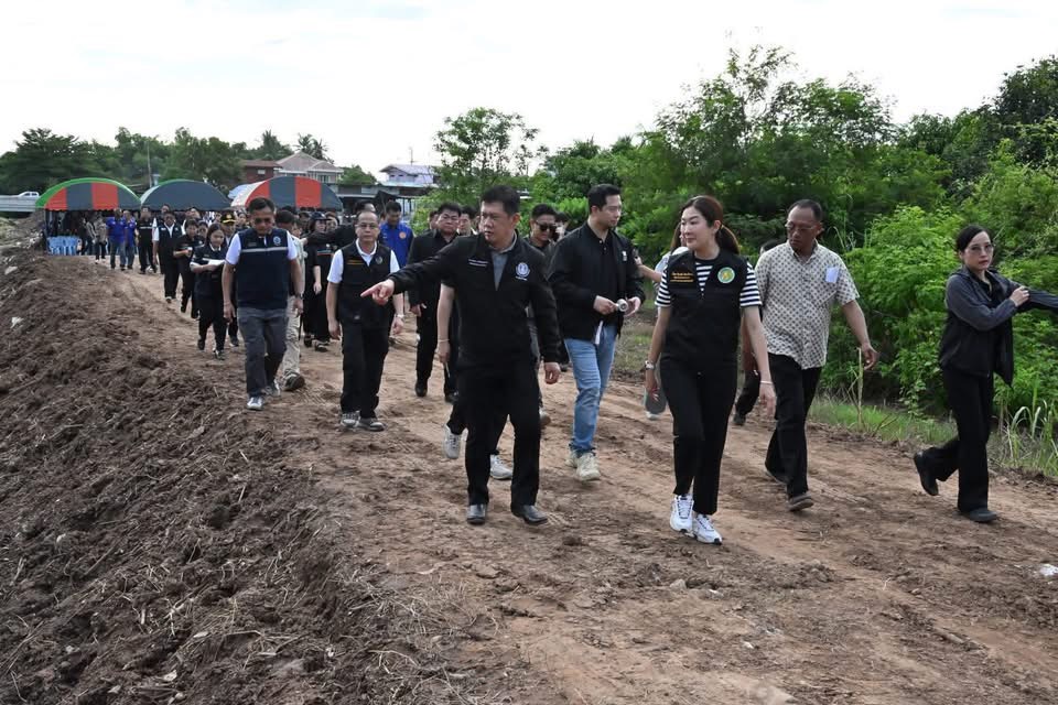 ส.ป.ก.พิษณุโลก ร่วมลงพื้นที่ตรวจราชการในพื้นที่จังหวัดพิษณุโลก ของรัฐมนตรีช่วยว่าการกระทรวงเกษตรและสหกรณ์